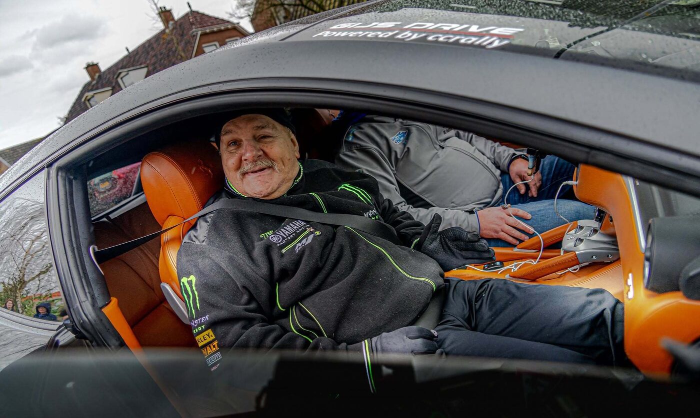 CCRally auto's en bezoekers tijdens een evenement
